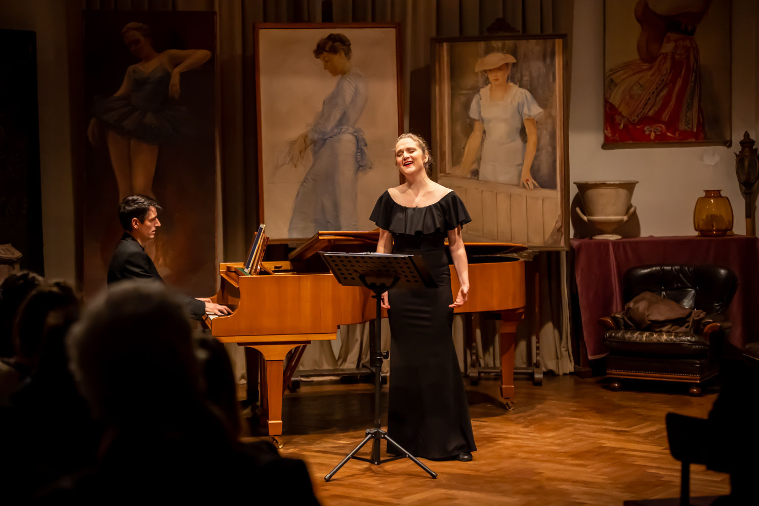 Olga Dubois in Concert